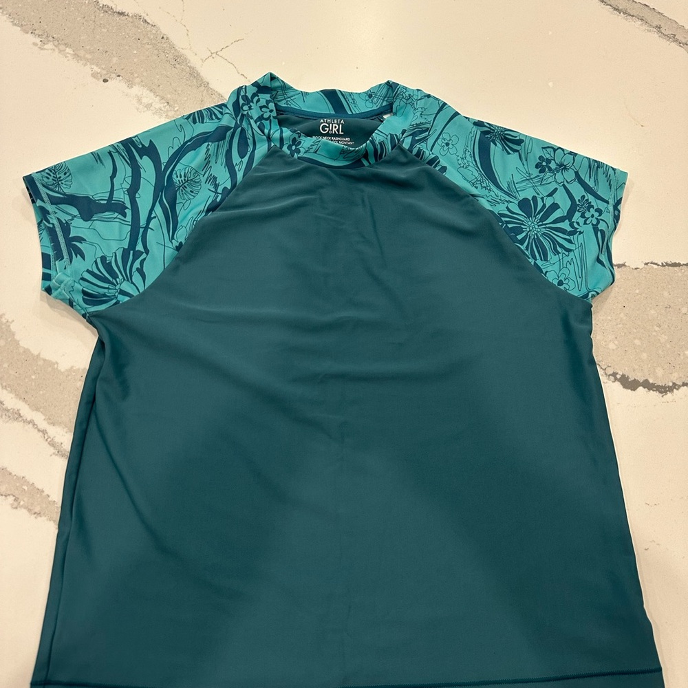 Athleta Girl short sleeve swim rashguard top (Size XXL 16)